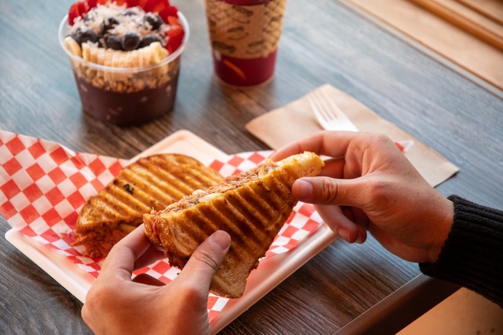 Lover's Point Beach Cafe