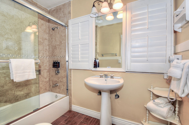 Carmel Green Lantern Inn