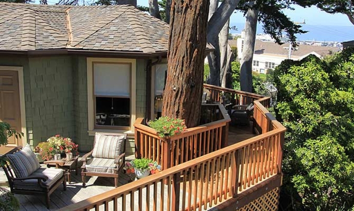 Jabberwock Inn Bed & Breakfast